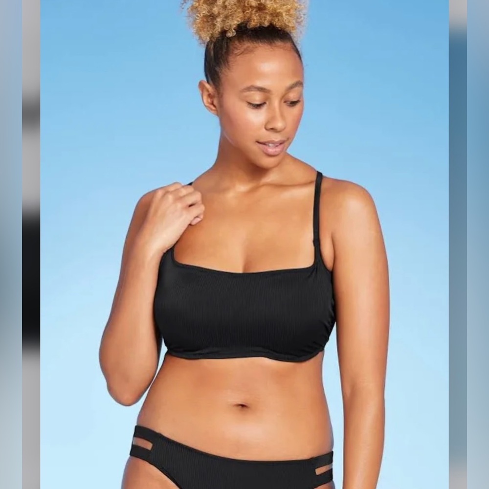Shade & Shore Women’s Black Ribbed Bikini Top